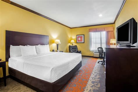 La Quinta Inn & Suites by Wyndham Eastland.